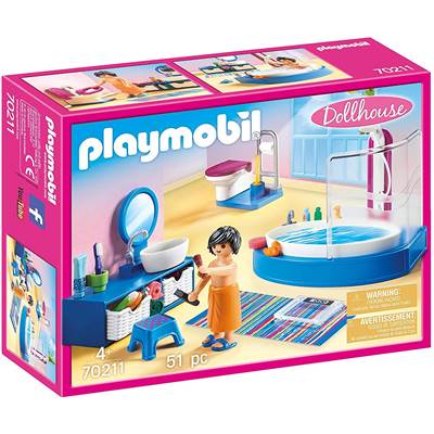 Salle de bain avec baignoire