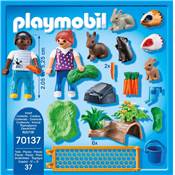 Enfants avec petits animaux