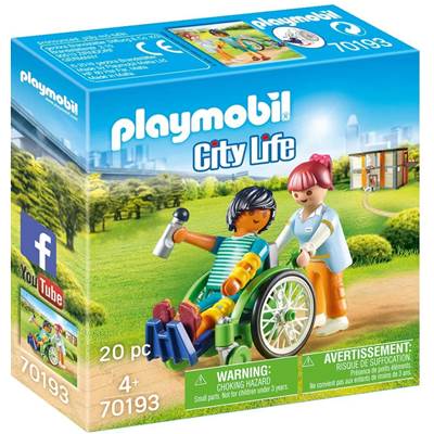 Patient en fauteuil roulant